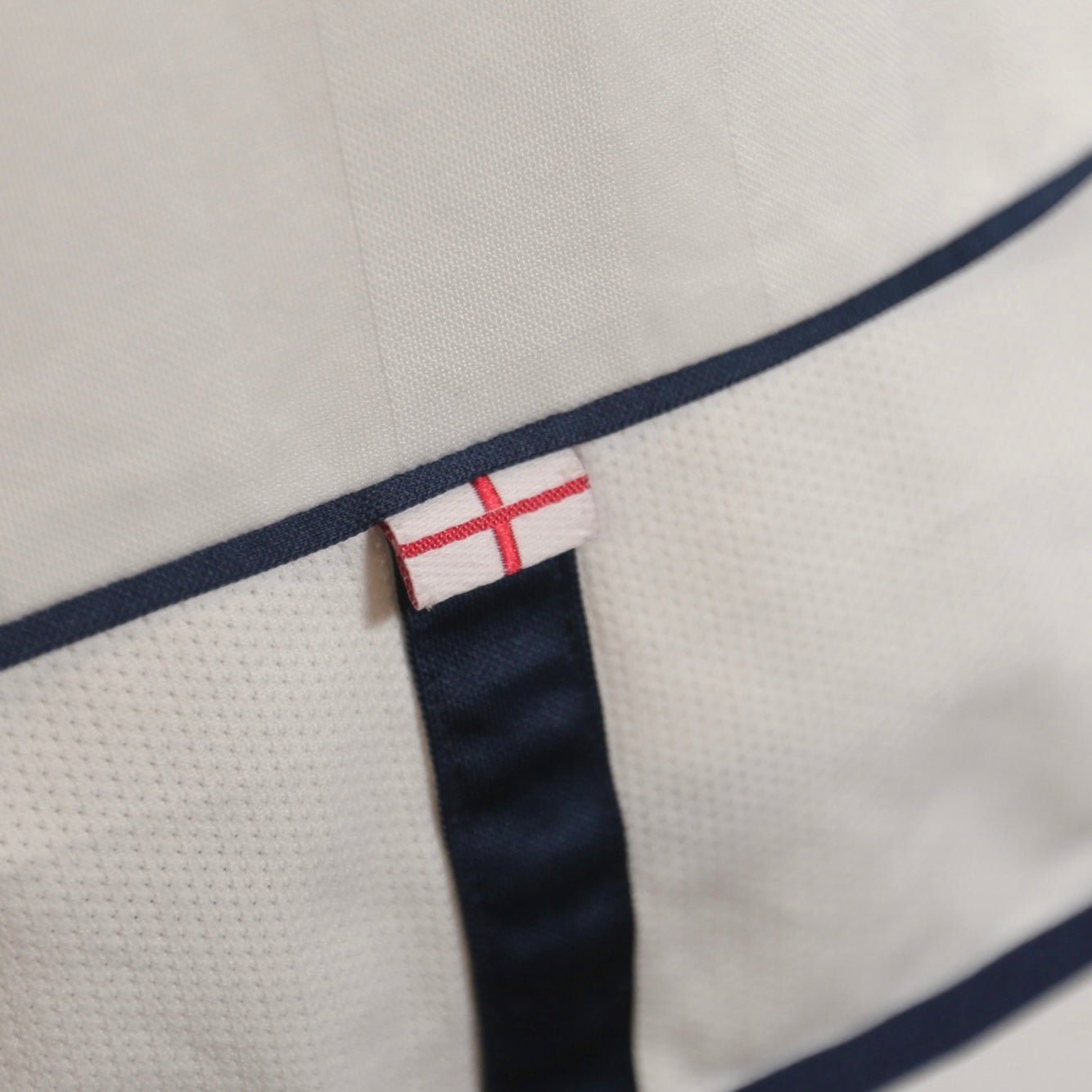 England 2002 Home - Beckham - Size M