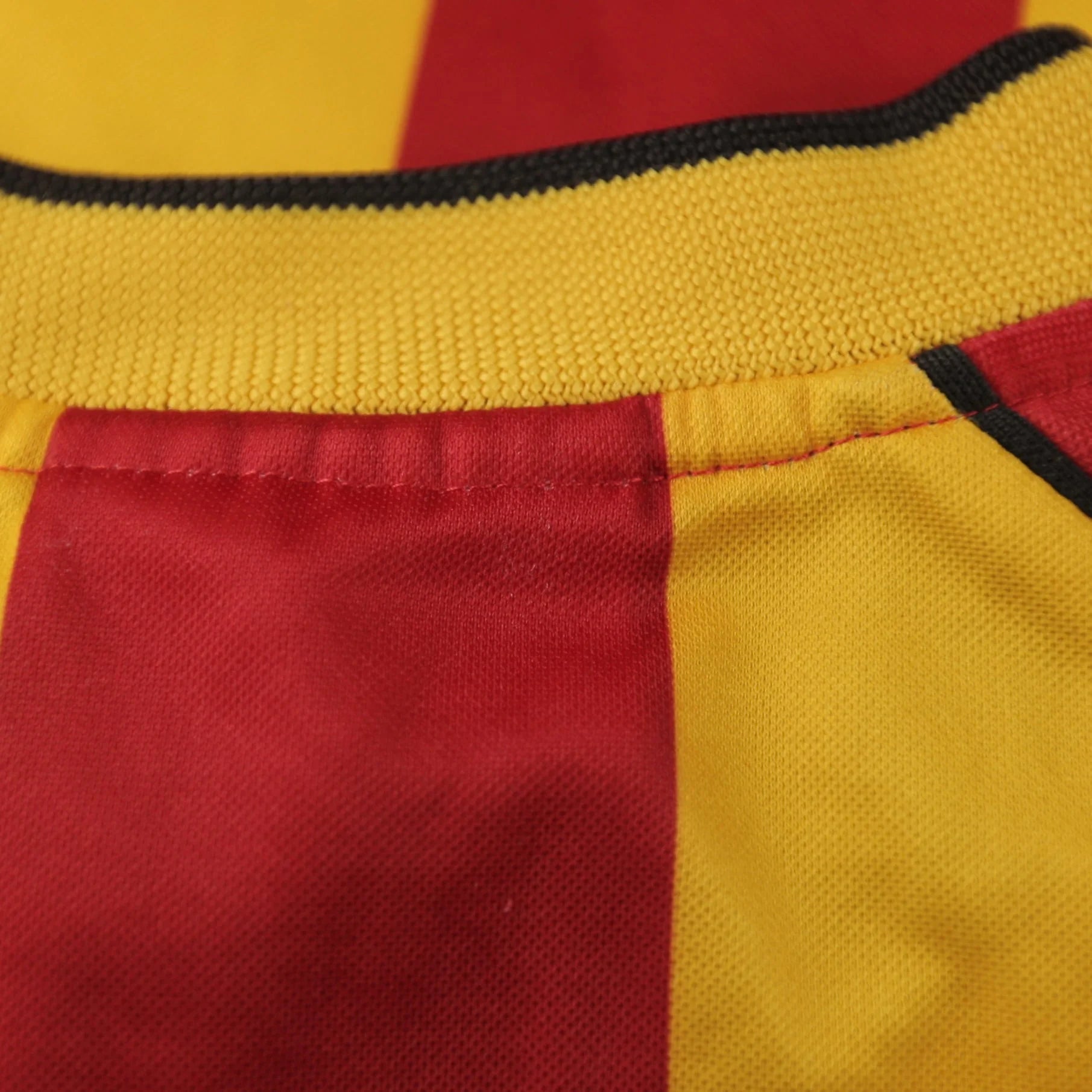 Galatasaray 02/03 Home - Size Kids M - Authentic Umbro