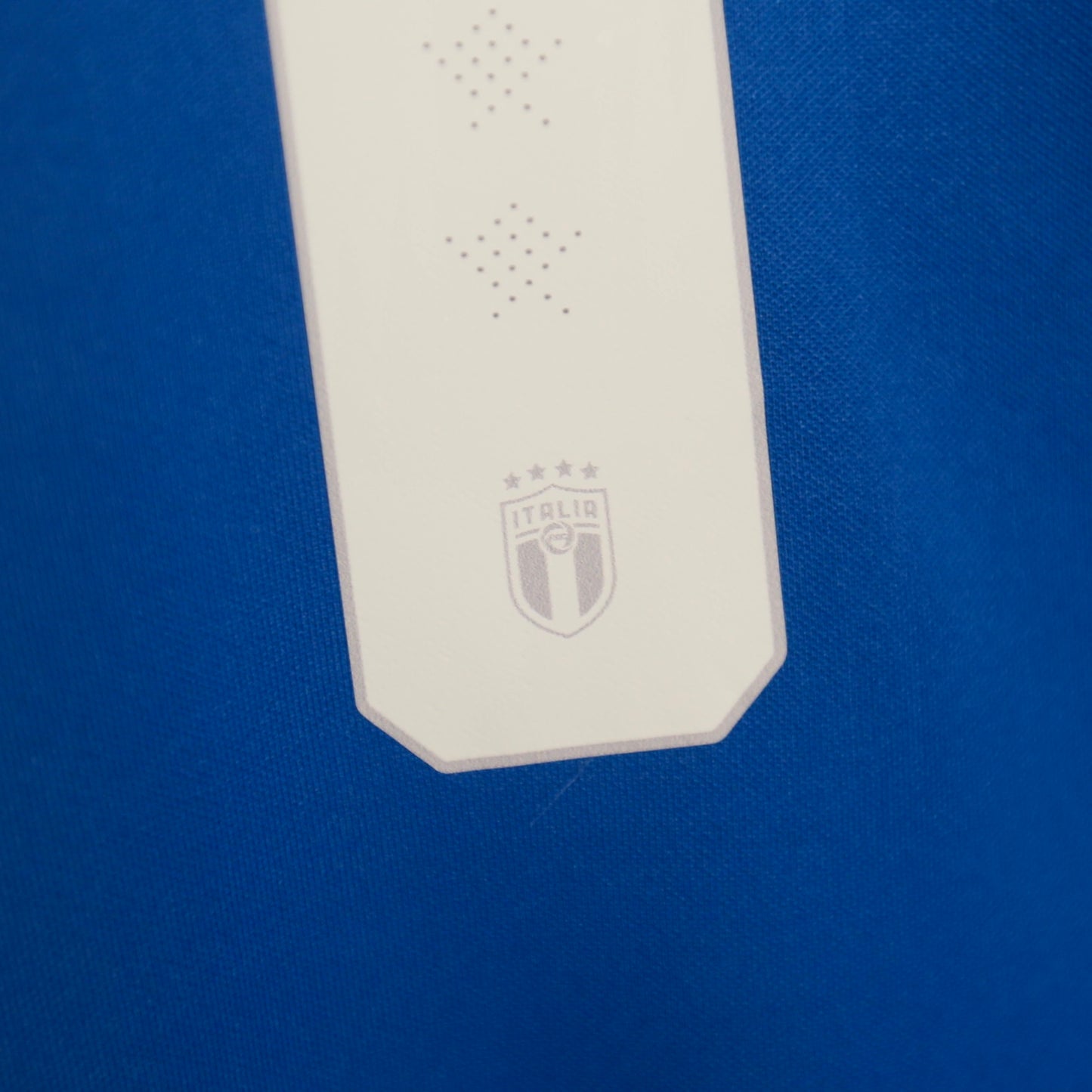 Italy 2018 Home - Long Sleeves - Gianluigi Buffon - Size M - Authentic Puma