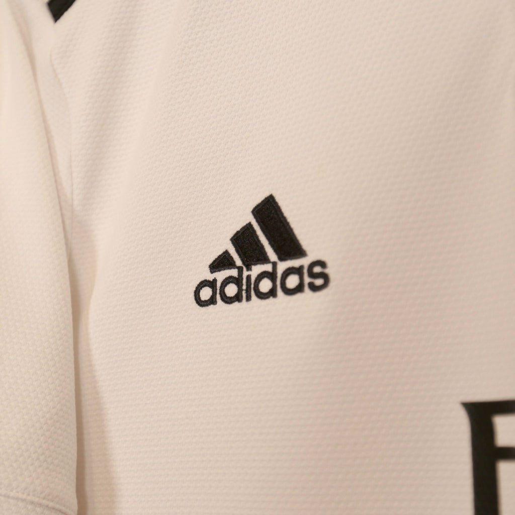 Real Madrid 18/19 Home - Karim Benzema - Size M - Authentic Adidas