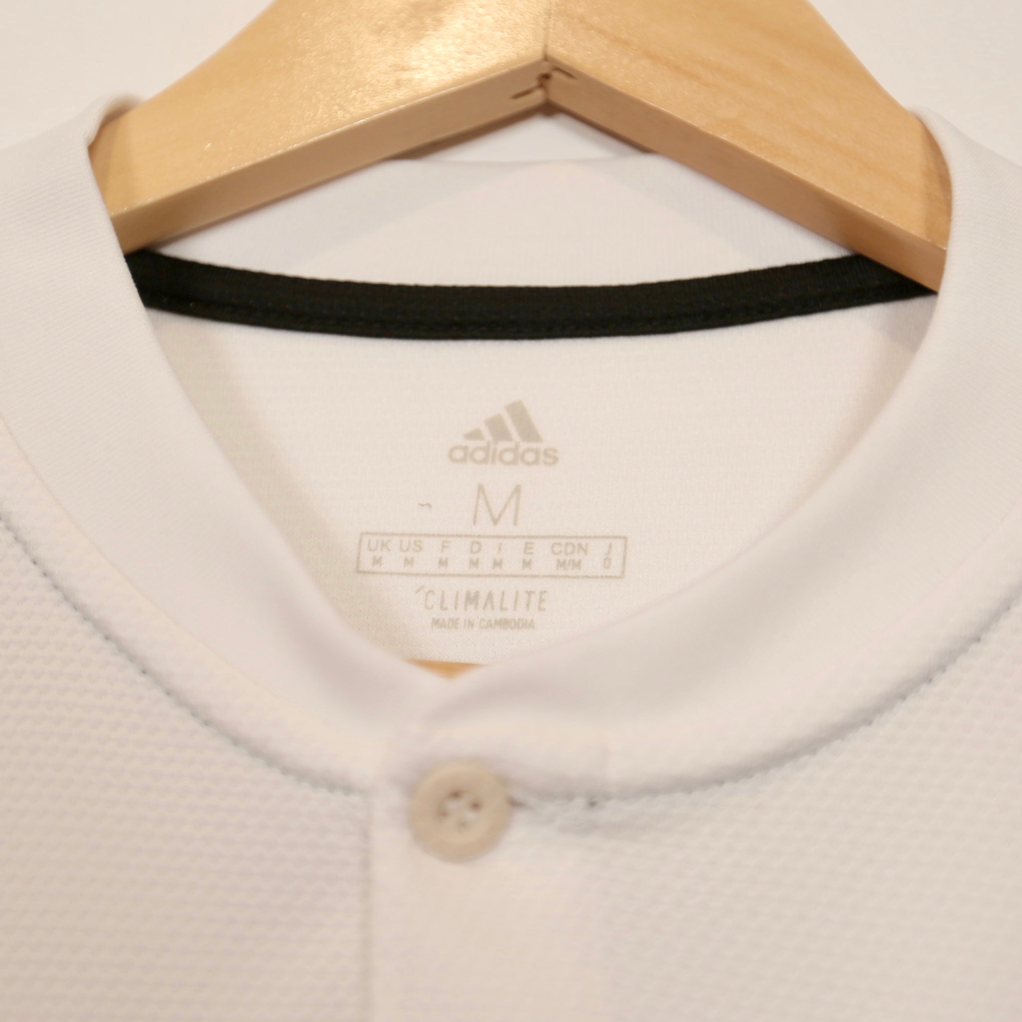 Real Madrid 18/19 Home - Karim Benzema - Size M - Authentic Adidas