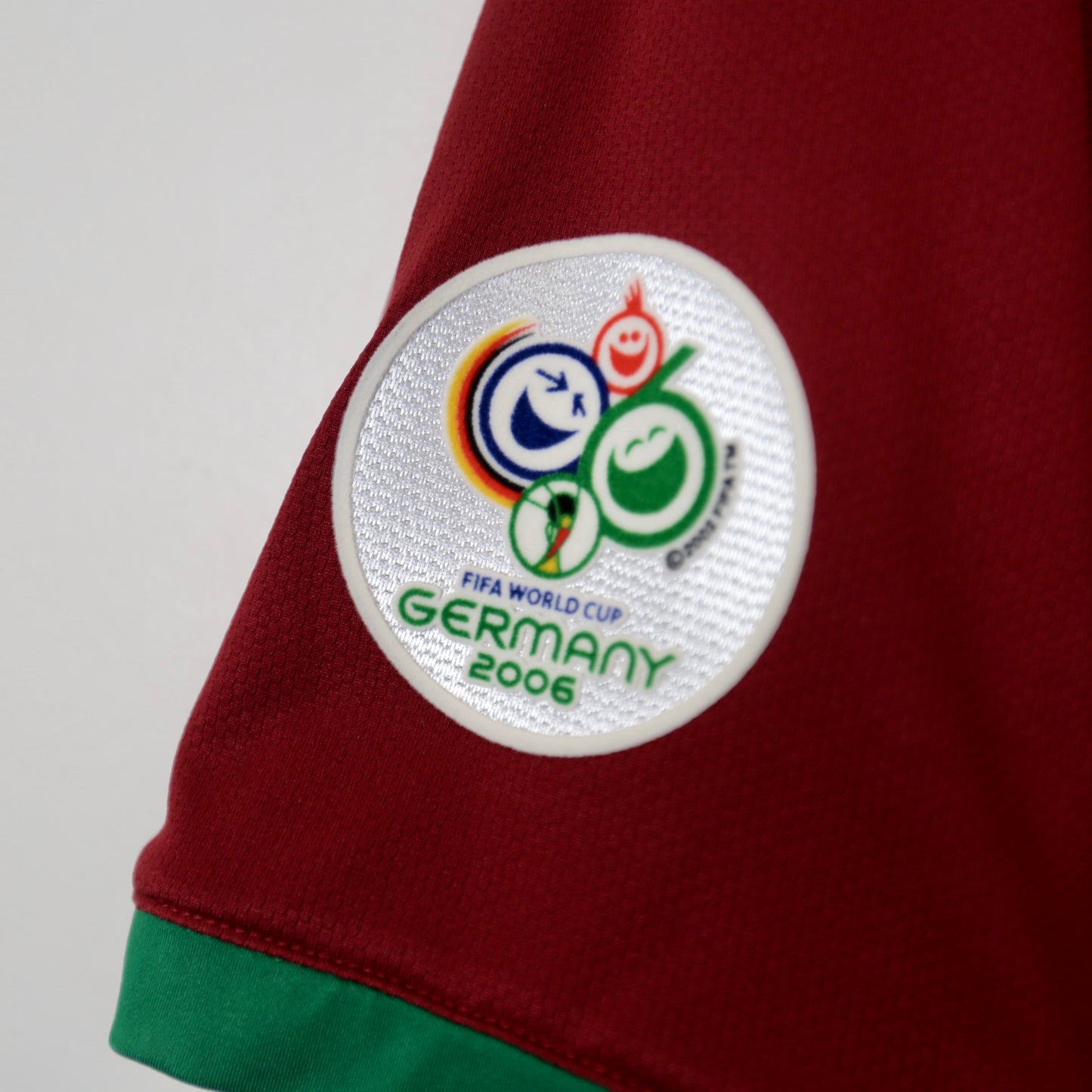 Portugal 2006 Home - Cristiano Ronaldo - Size XL - Authentic Nike