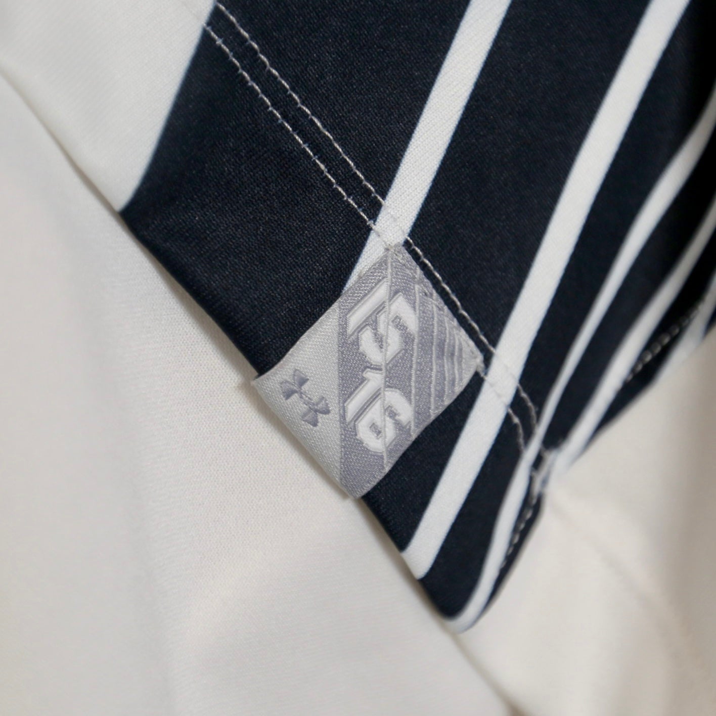 Tottenham Hotspur 15/16 Home - Harry Kane - Size M - Original Under Armour