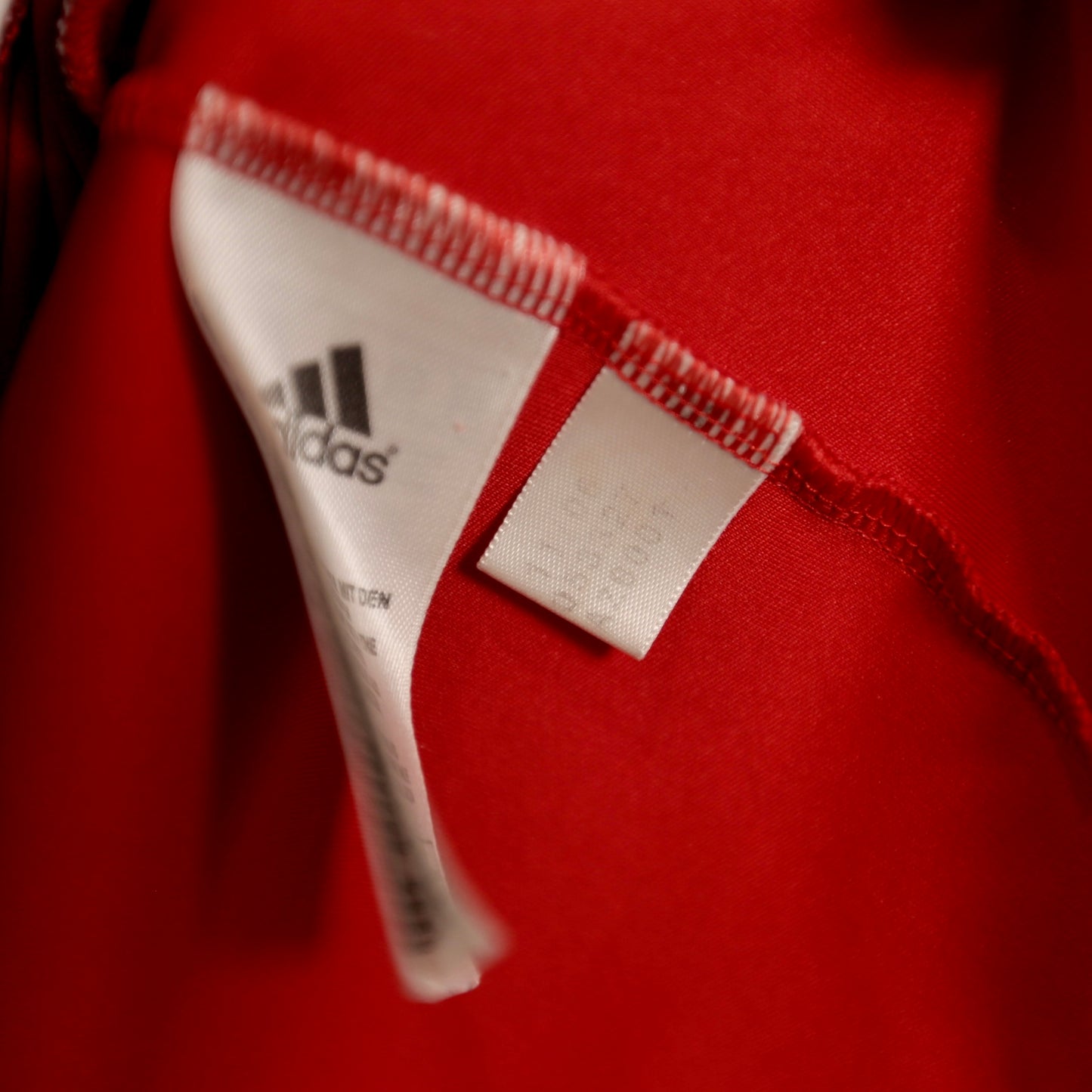 Liverpool 06/08 Home - Steven Gerrard - Size M - Original Adidas