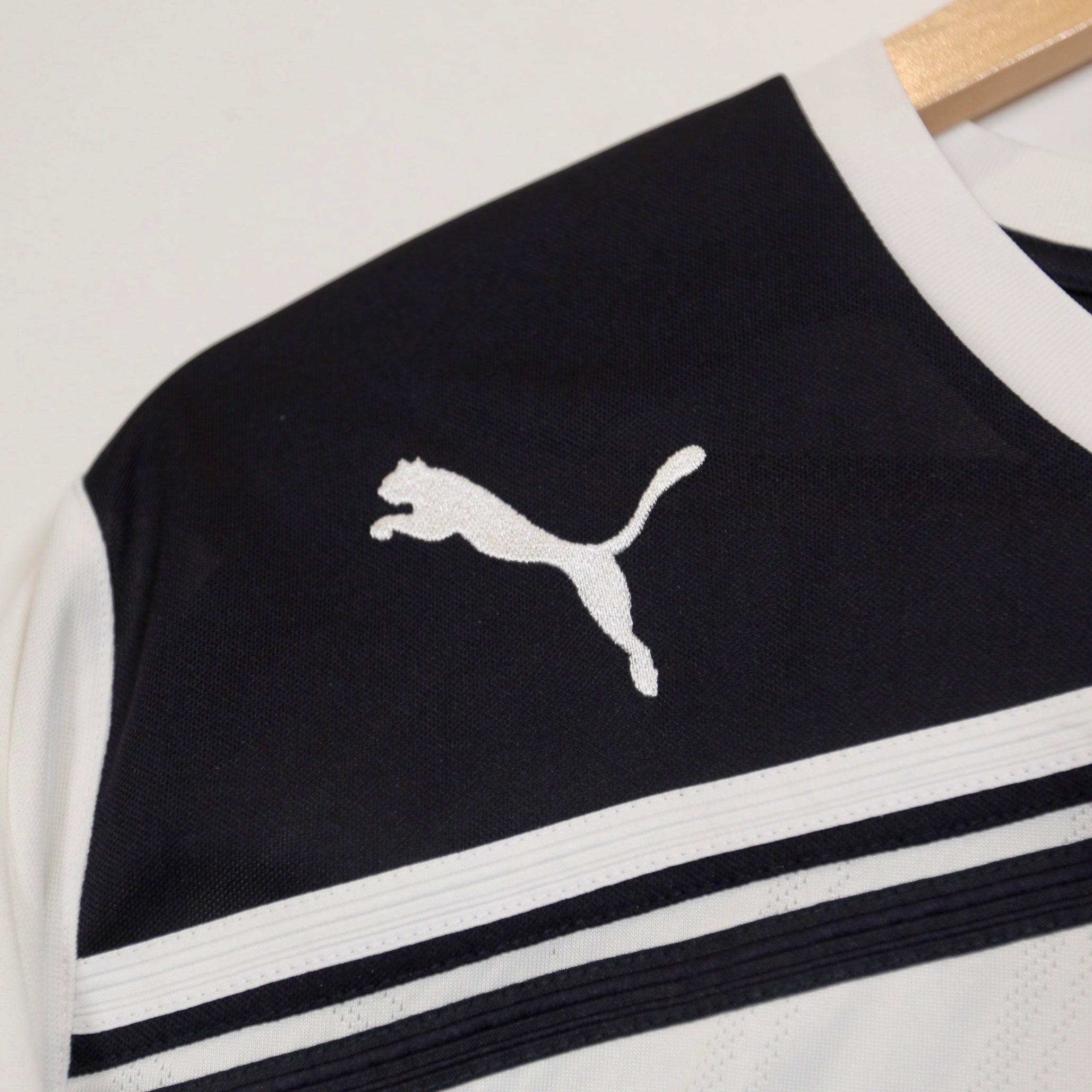 Tottenham Hotspur 10/11 Home – Puma - Luka Modric - Size L