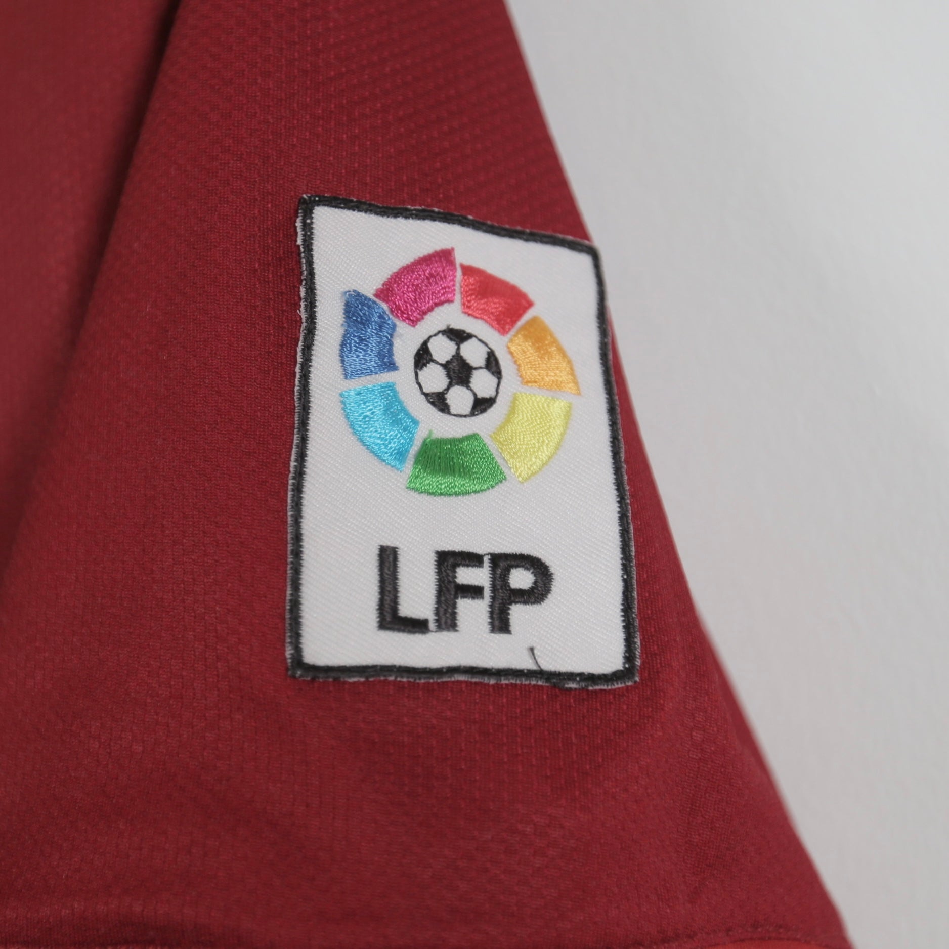 Barcelona 06/07 Home - Nike - Ronaldinho - Size L