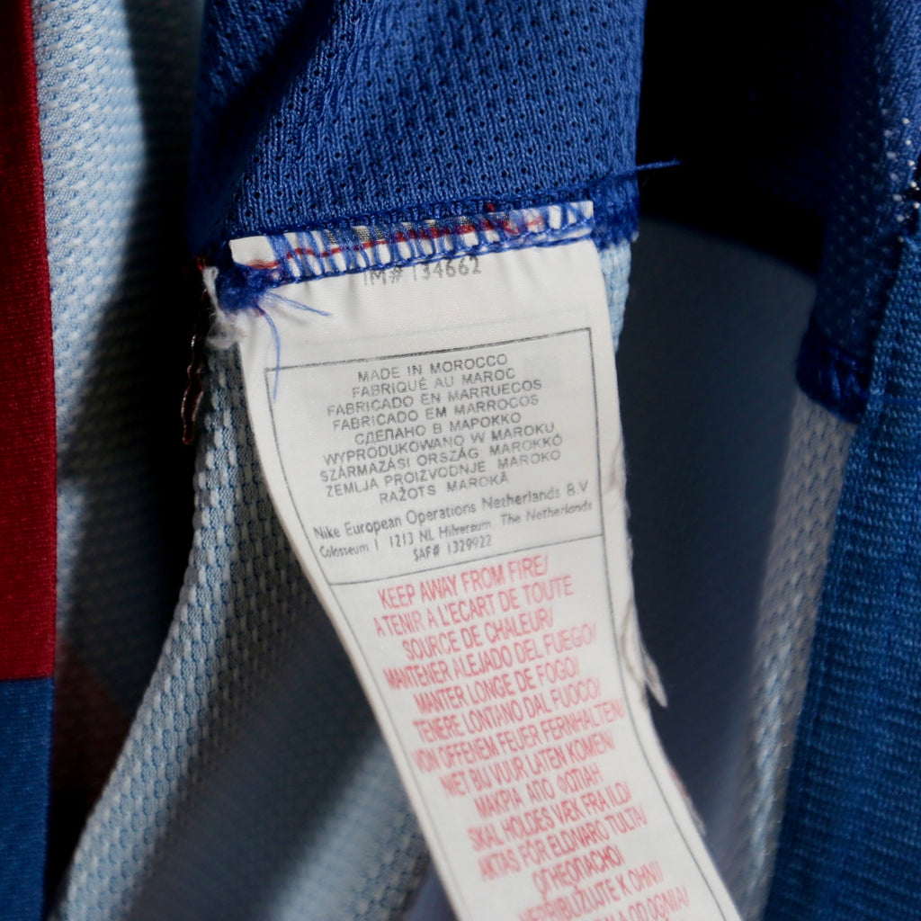 Barcelona 06/07 Home - Nike - Ronaldinho - Size L