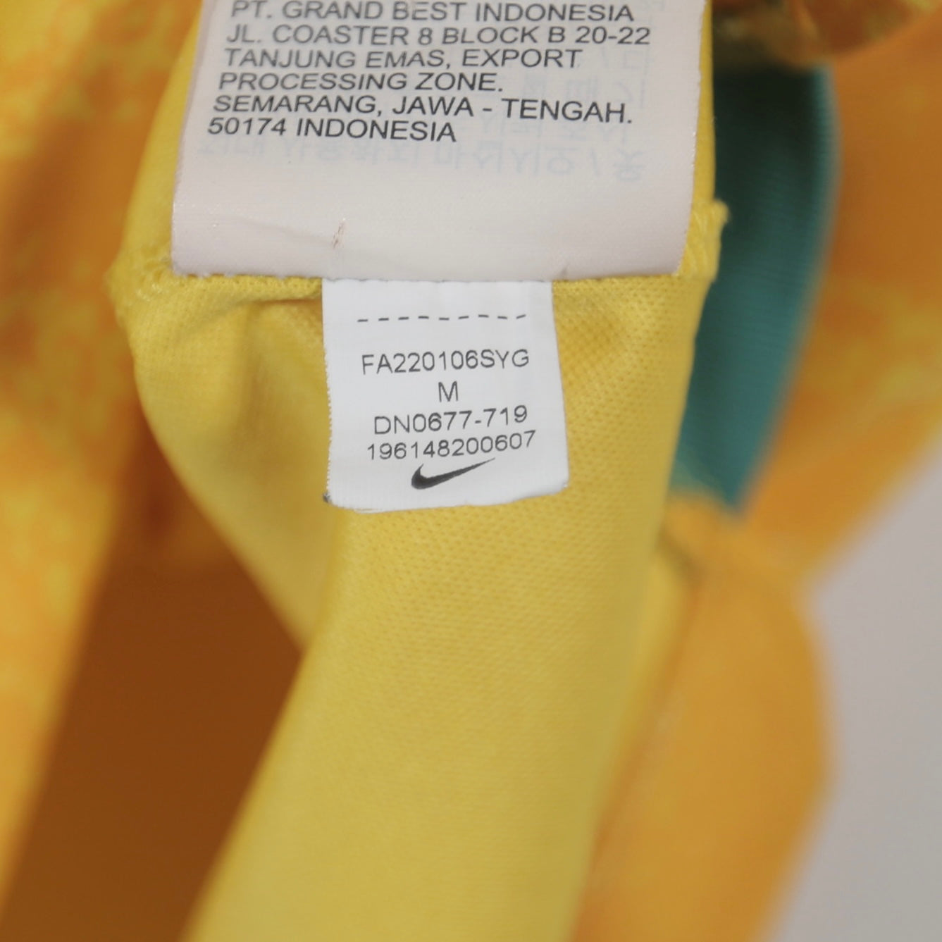 Australia 2022 Home - Nike - Size M