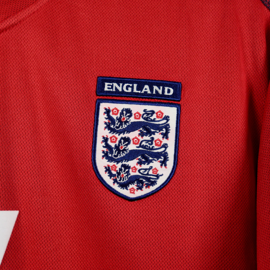 England 2002 Away – Umbro - David Beckham | Size M | Long Sleeve | Reversible