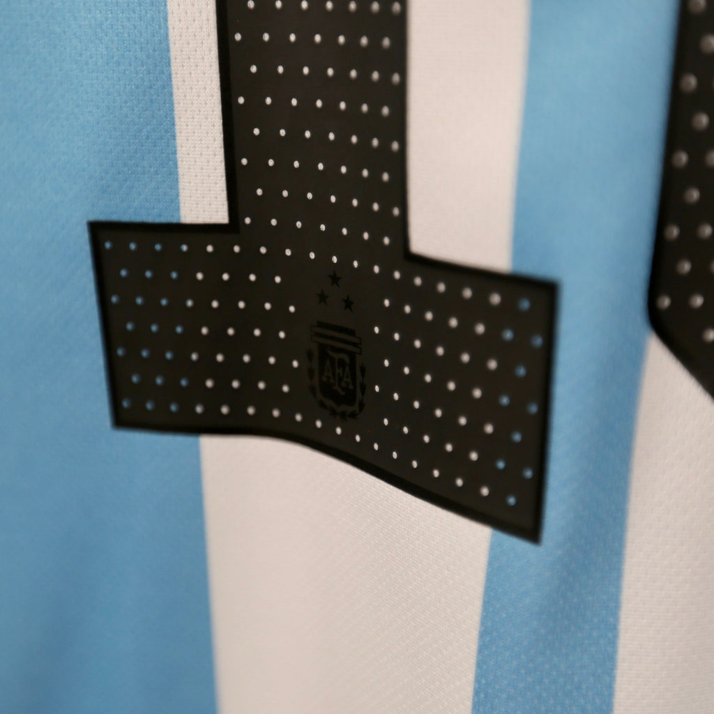 Argentina 2022 Home - Adidas - Lionel Messi - Size L