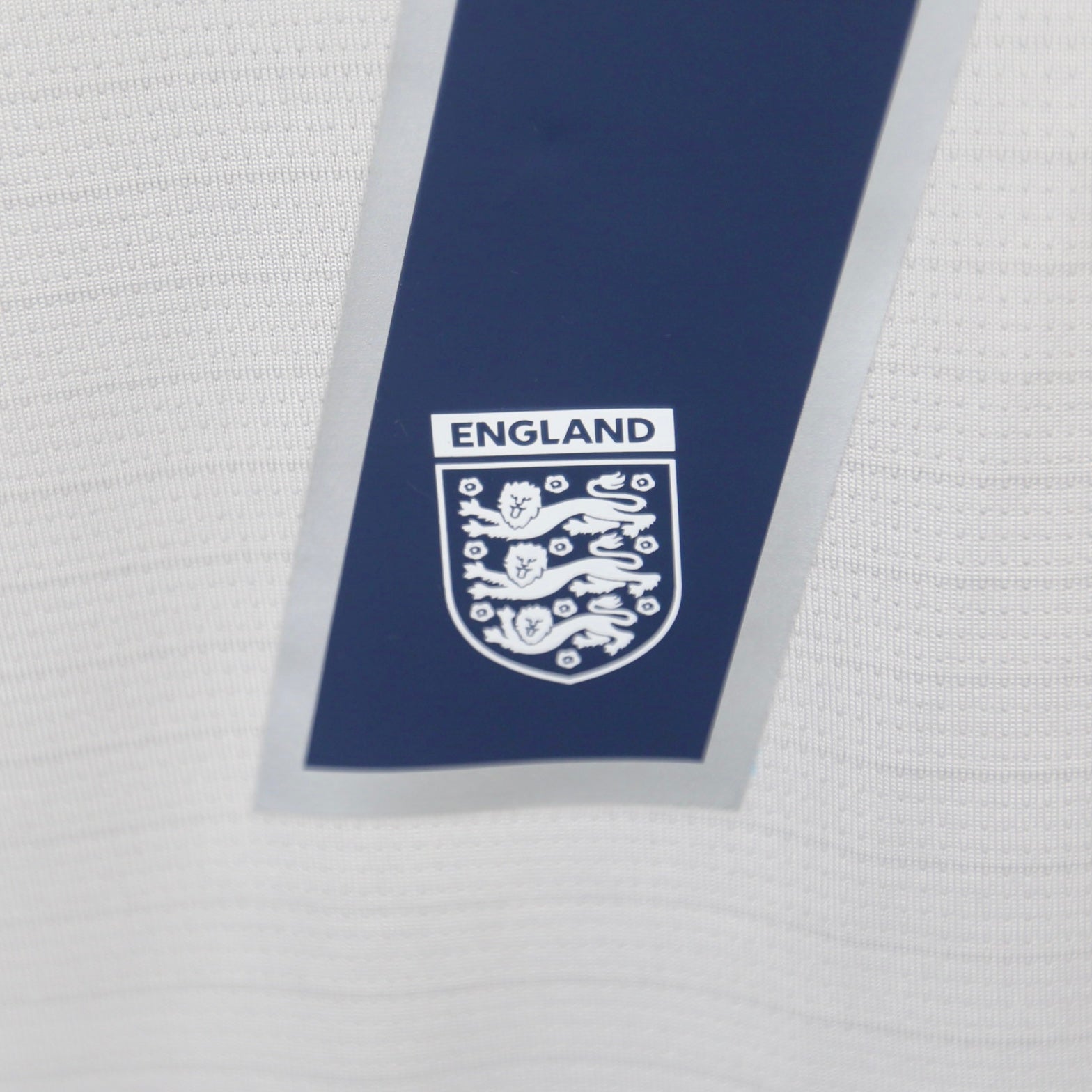 England 2006 Home – Umbro - David Beckham - Size M