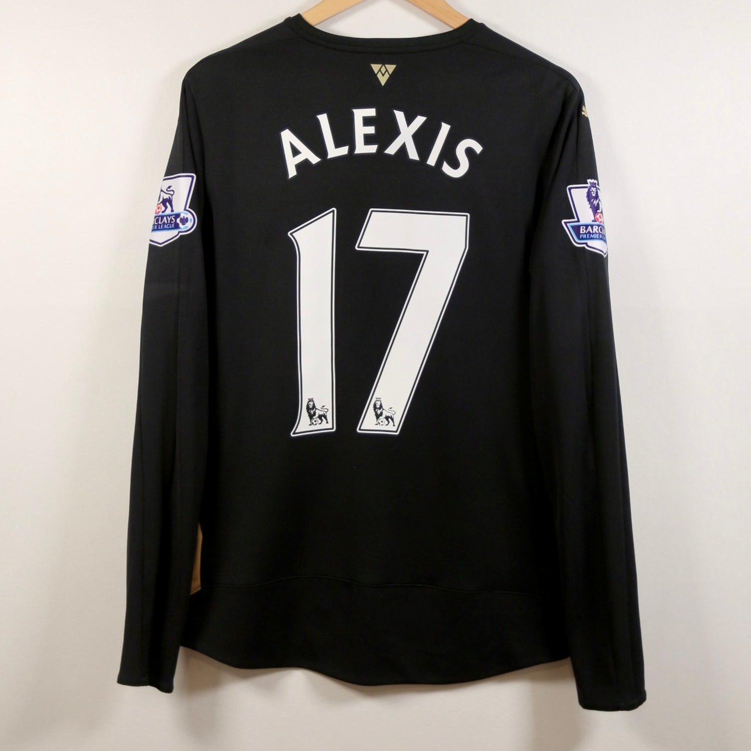 Arsenal 15/16 Third - Puma - Alexis Sanchez | Size M | Long Sleeve