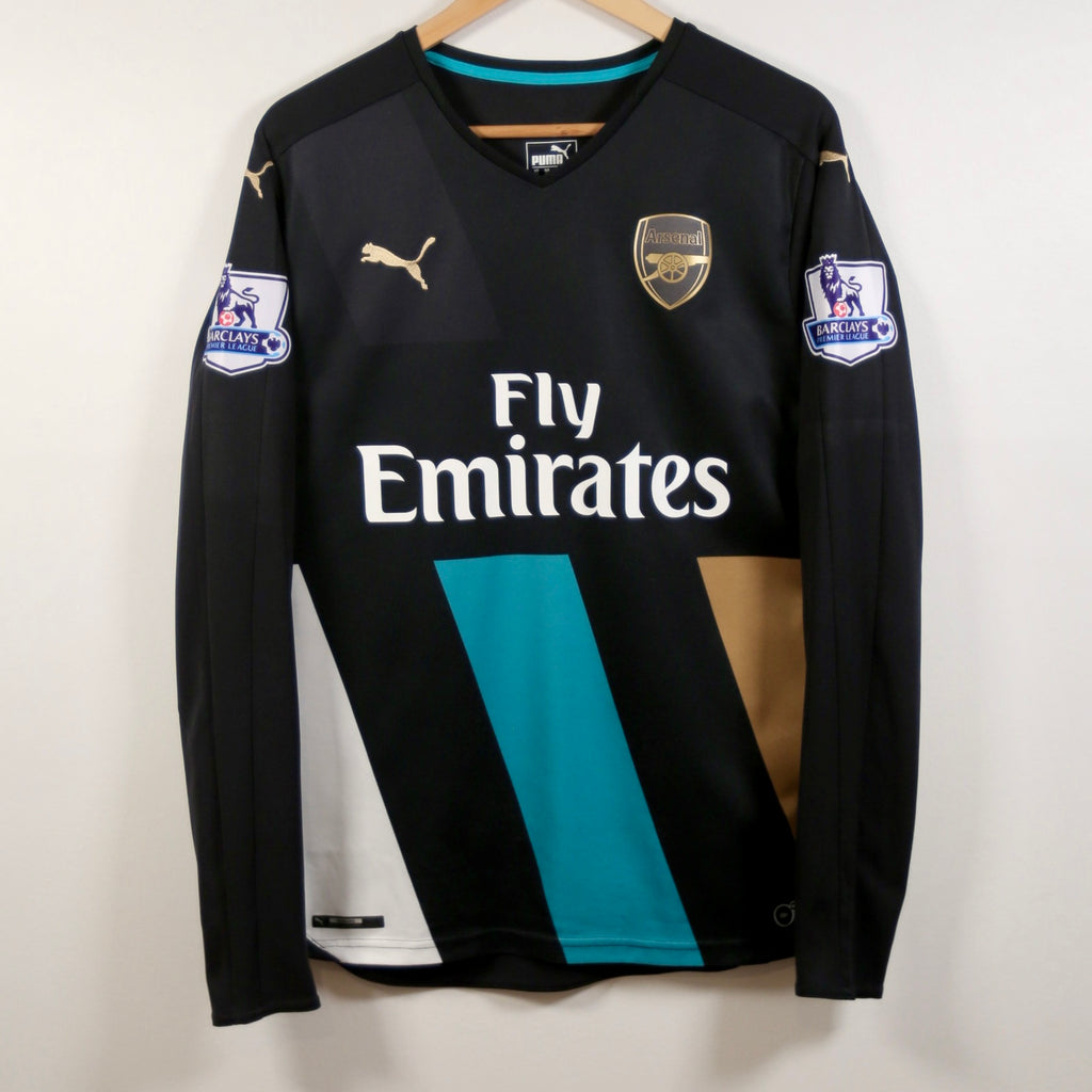 Arsenal 15/16 Third - Puma - Alexis Sanchez | Size M | Long Sleeve