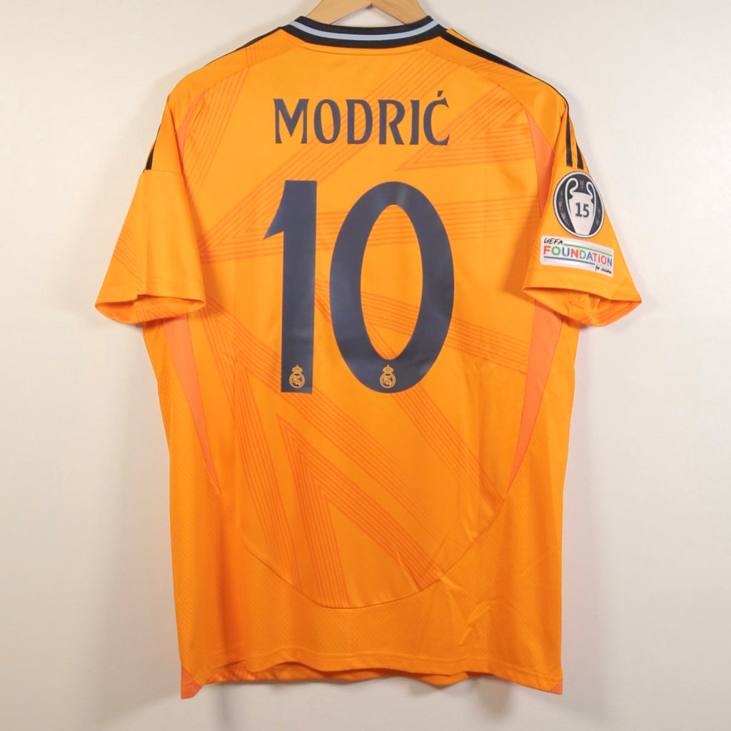 Real Madrid 24/25 Away - Modric - Size M - BNWT