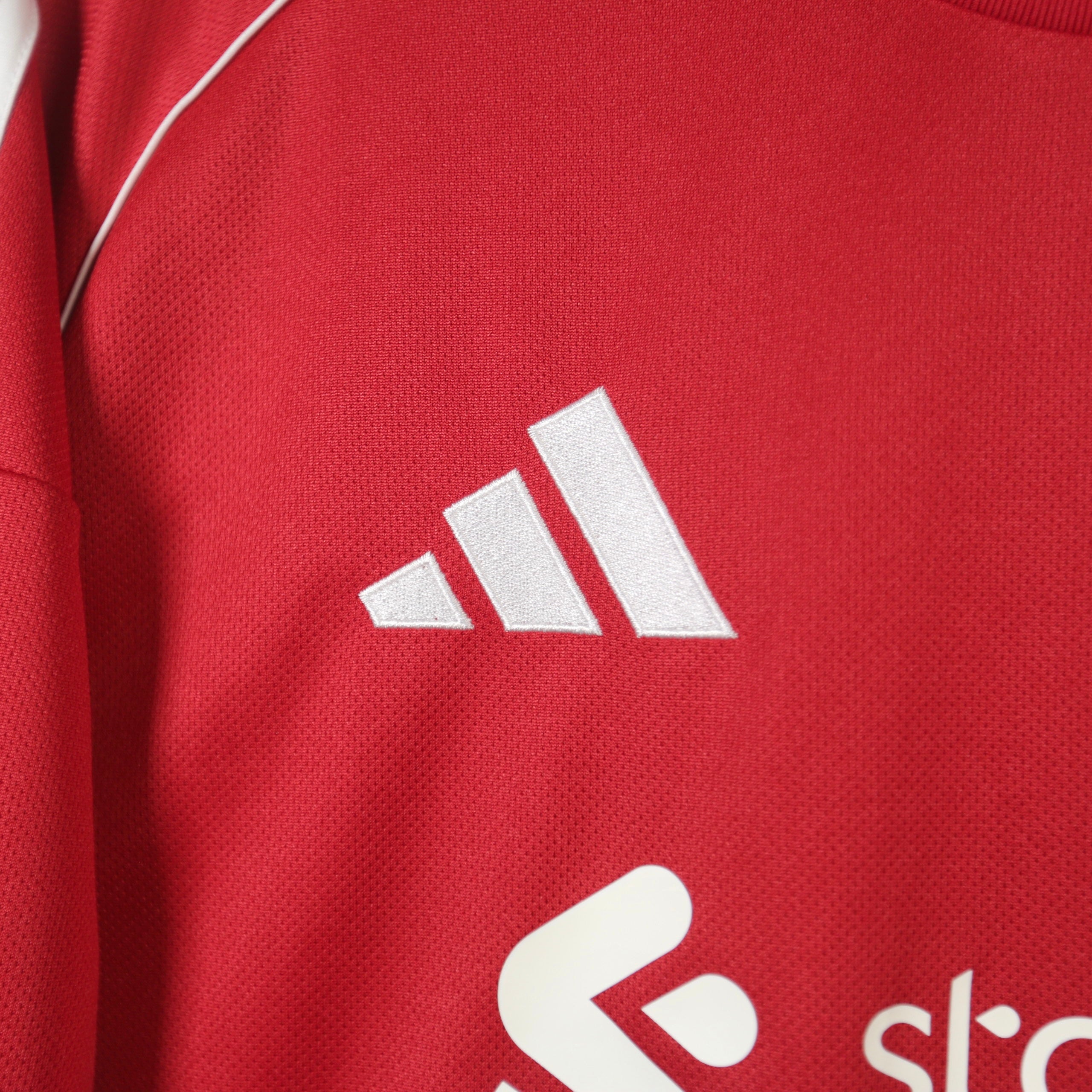 Liverpool 25/26 Home - Ekitike - Size XL - BNWT - LS