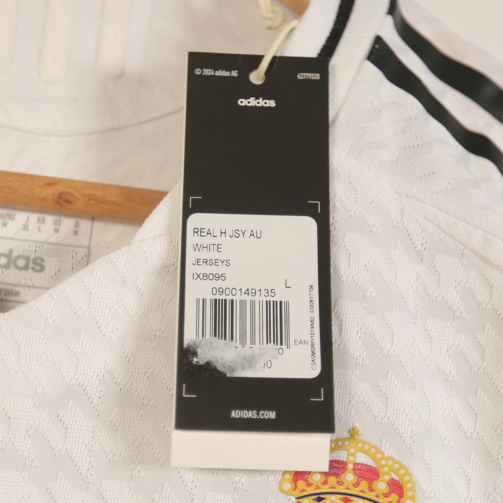 Real Madrid 24/25 Home - Modric - Size M - BNWT