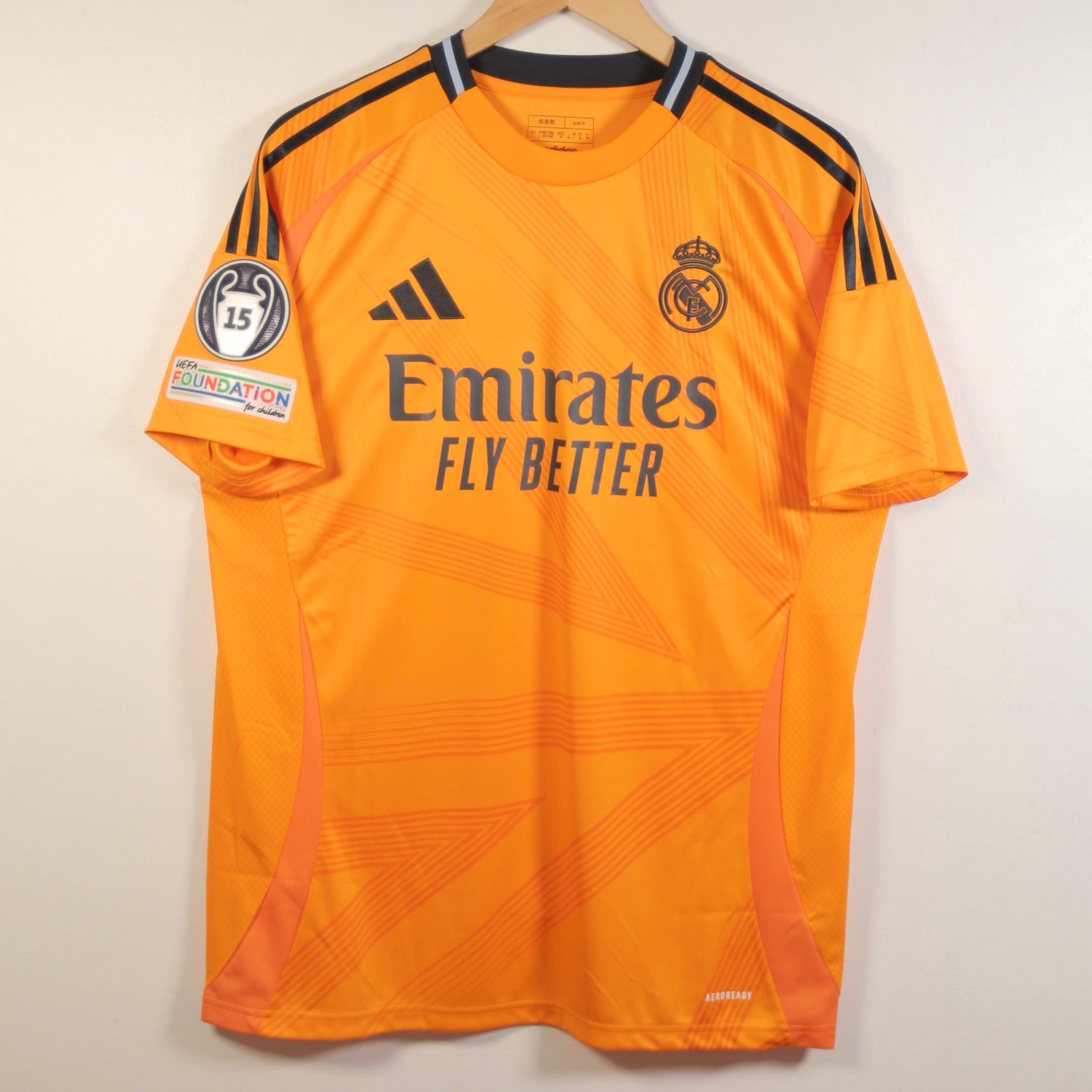 Real Madrid 24/25 Away - Modric - Size M - BNWT