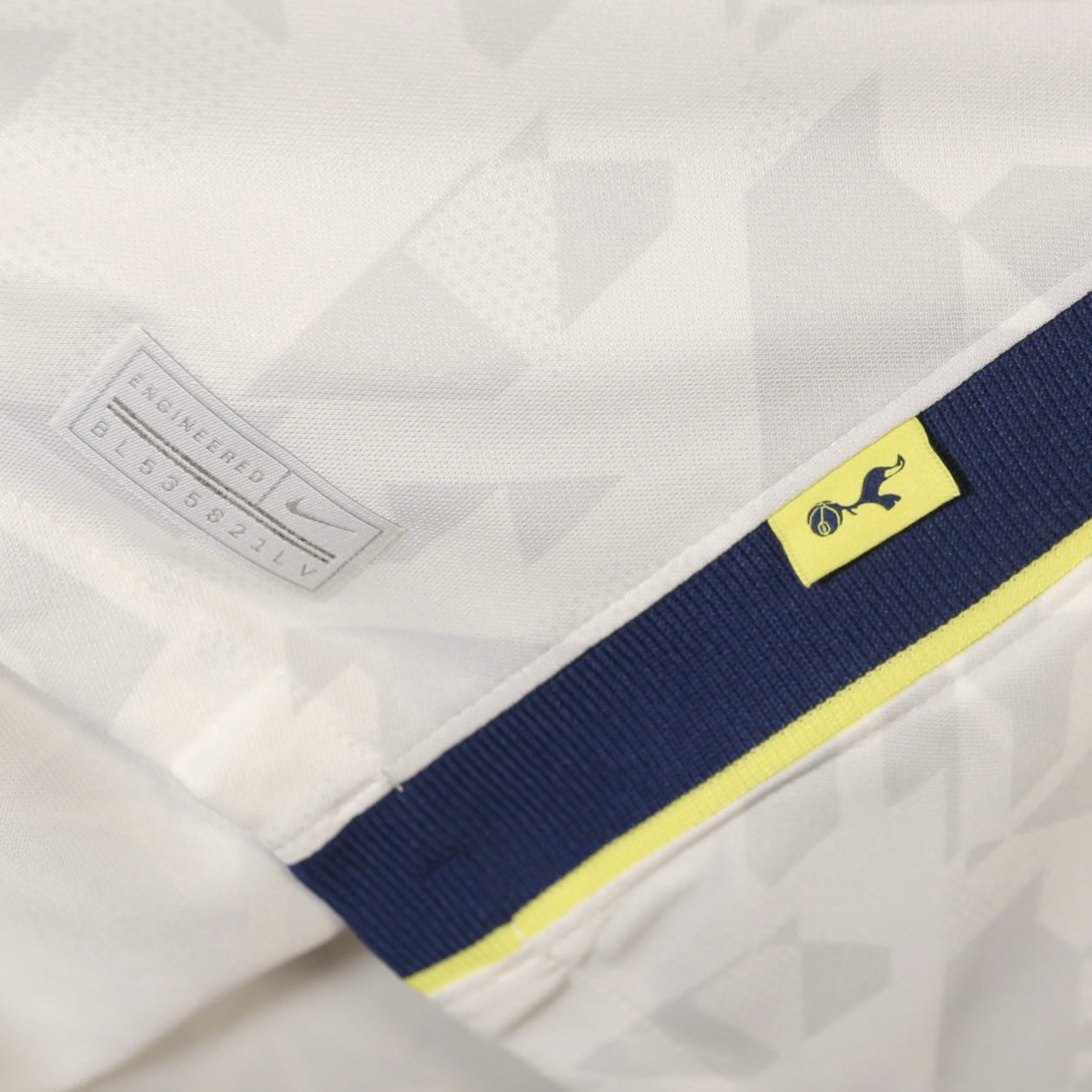 Tottenham Hotspur 20/21 Home - Son - Size XL