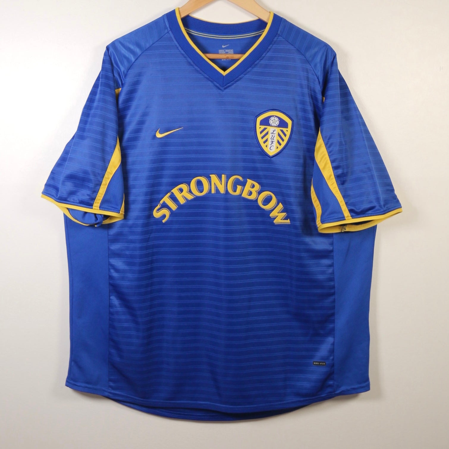 Leeds United 01/02 Third - Size XL