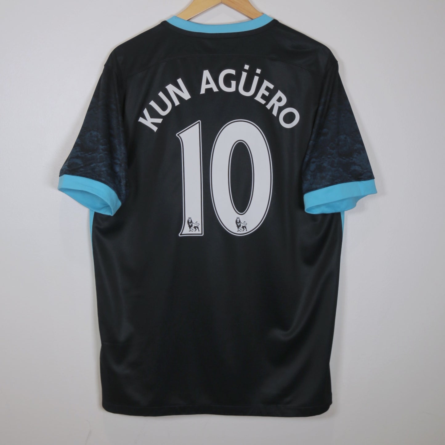 Manchester City 15/16 Away - Kun Aguero - Size L - Authentic Nike