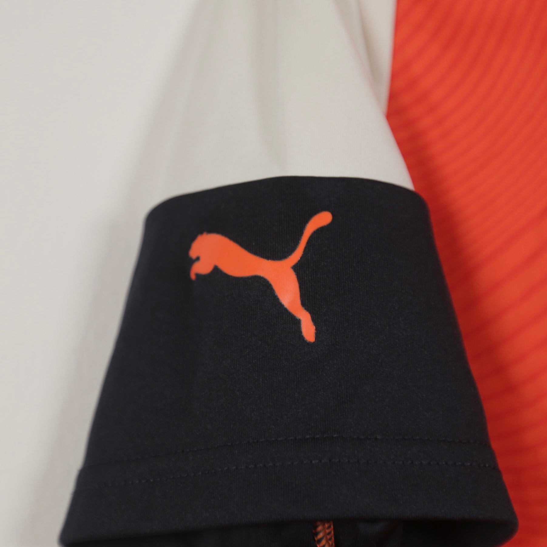 Luton Town 19/20 Home - Size L - Authentic Adidas