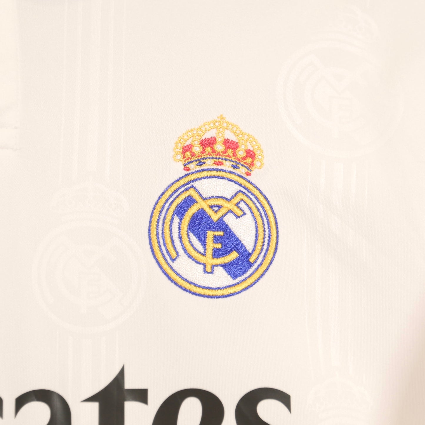 Real Madrid 22/23 Home -  Luka Modric - Size M - Authentic Adidas