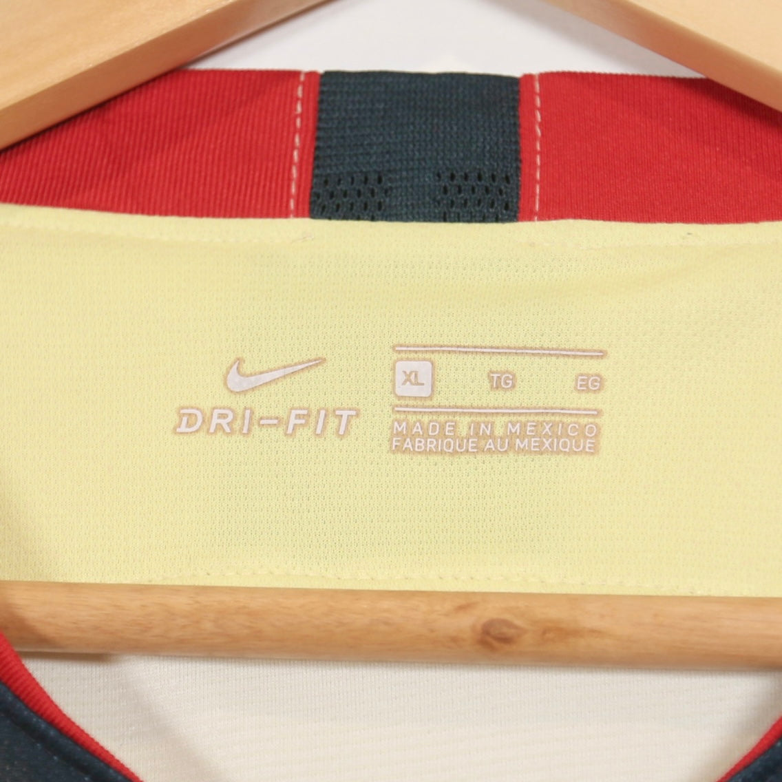 Club America 17/18  Home - Size XL - Authentic Nike