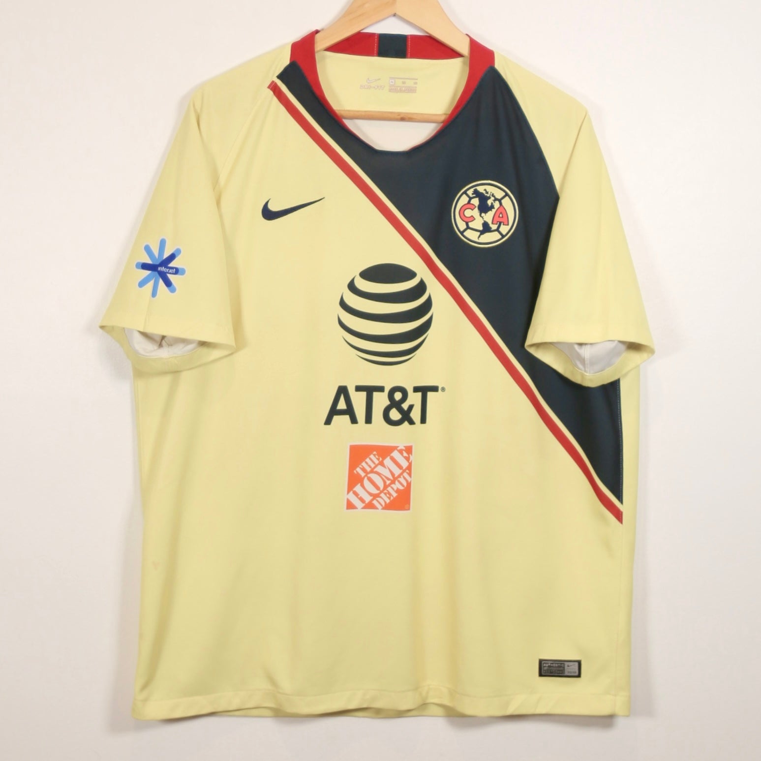 Club America 17/18  Home - Size XL - Authentic Nike