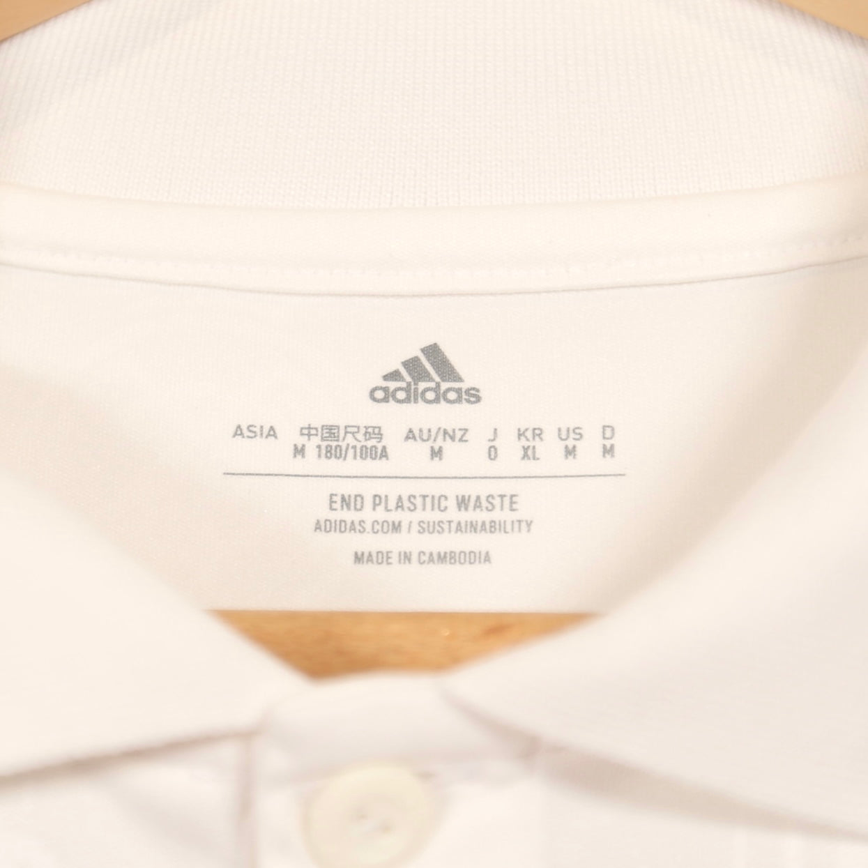 Real Madrid 22/23 Home -  Luka Modric - Size M - Authentic Adidas