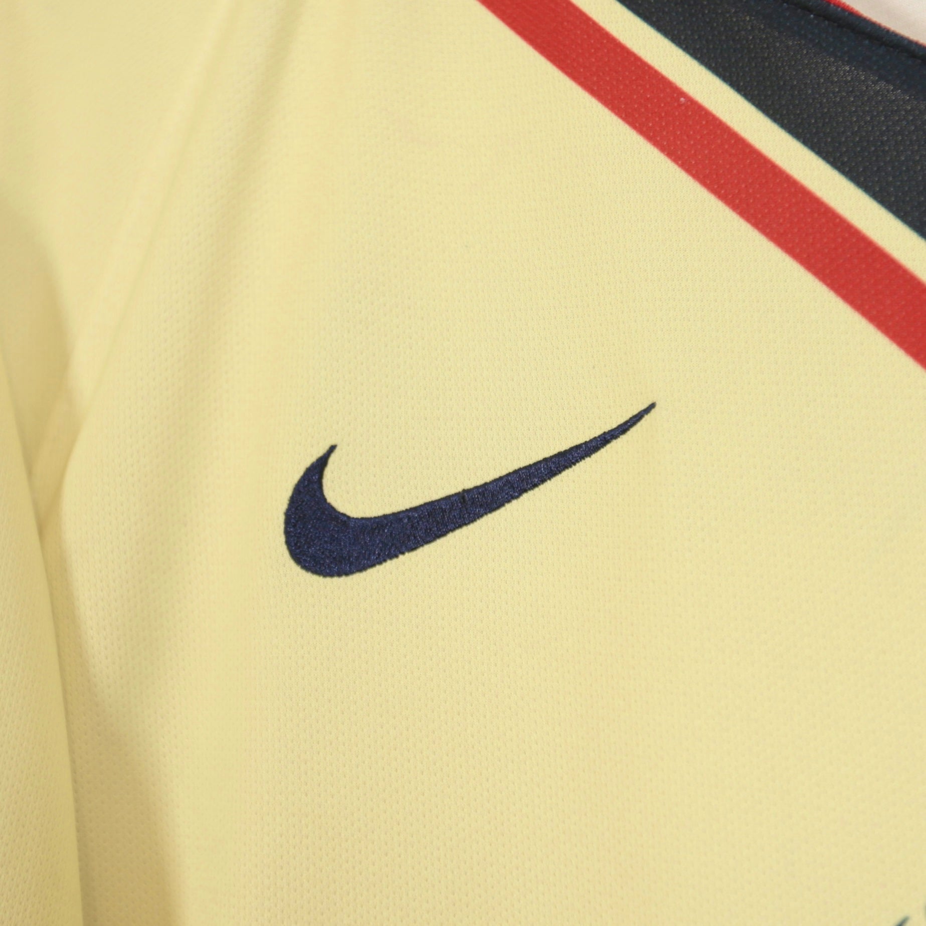 Club America 17/18  Home - Size XL - Authentic Nike