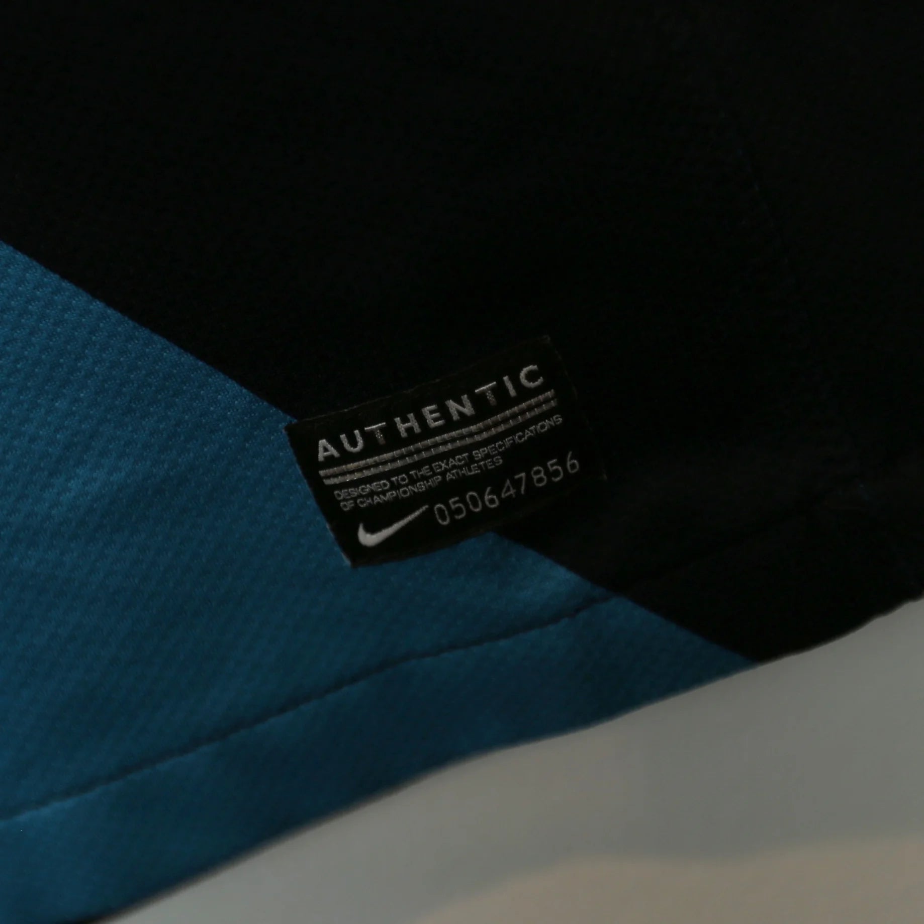 Arsenal 11/12 Away - Arteta - Size L - Authentic Nike