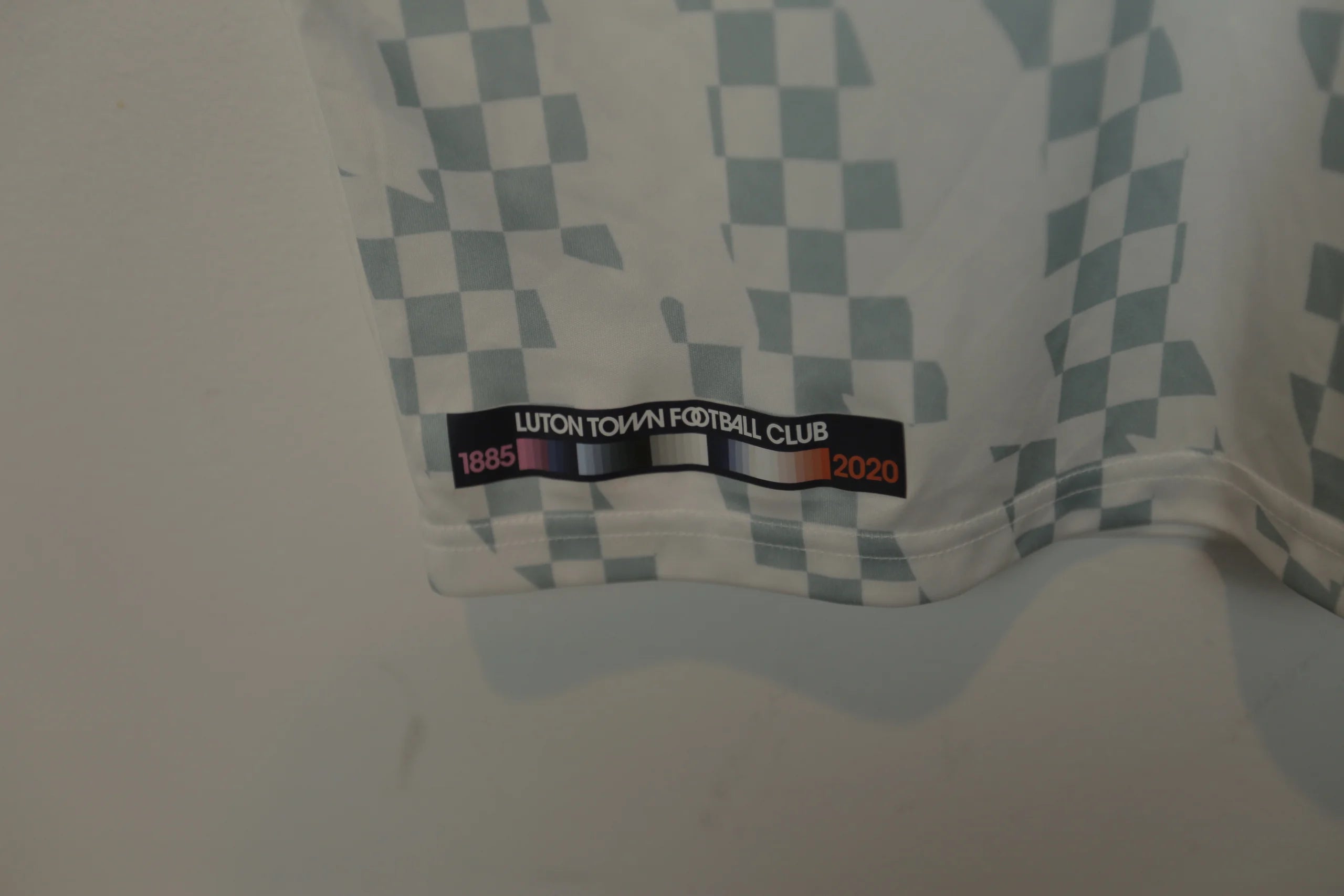 Luton Town 19/20 Away - Size XL - Authentic Puma