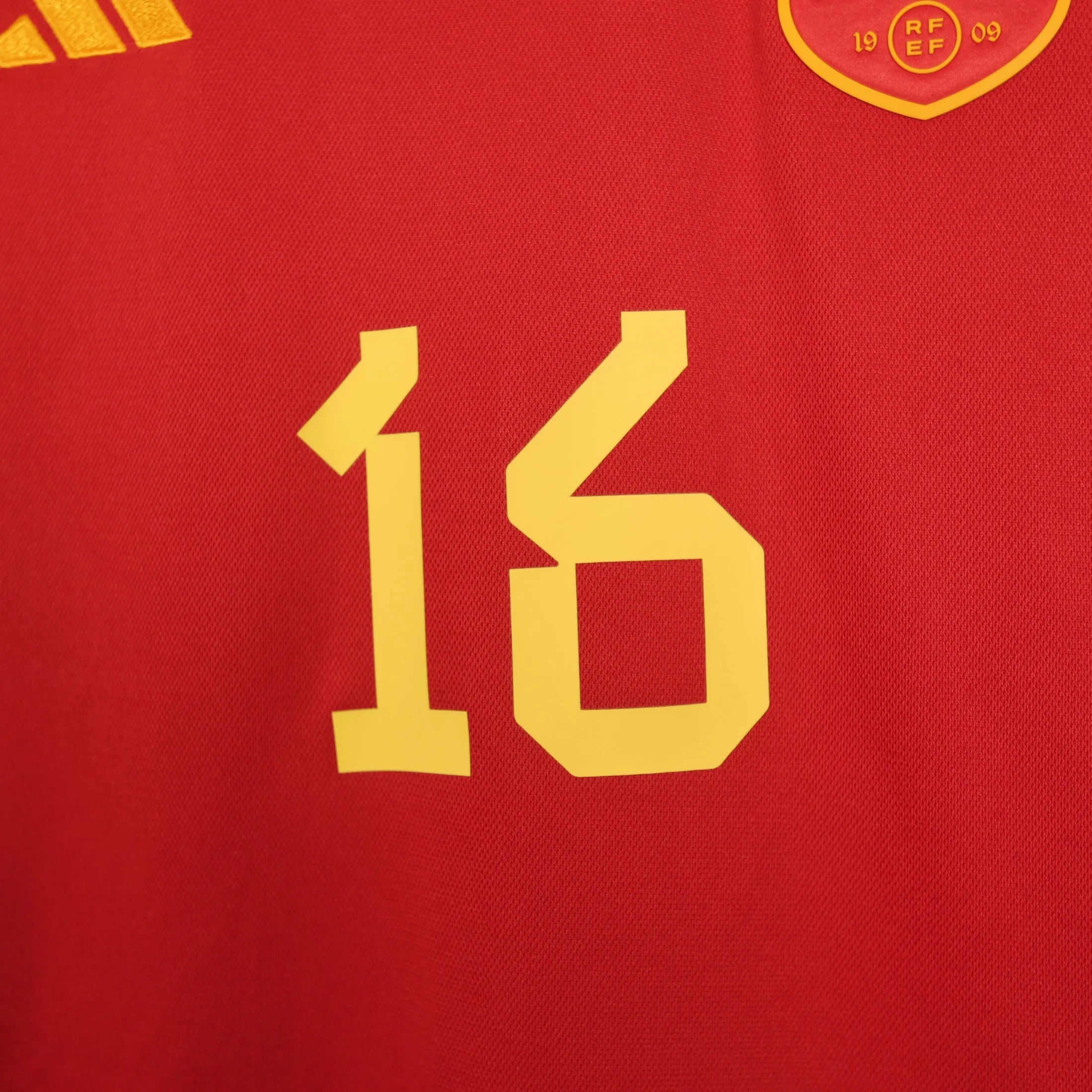 Spain 2022 Home - Rodri - Size XL - Authentic Adidas