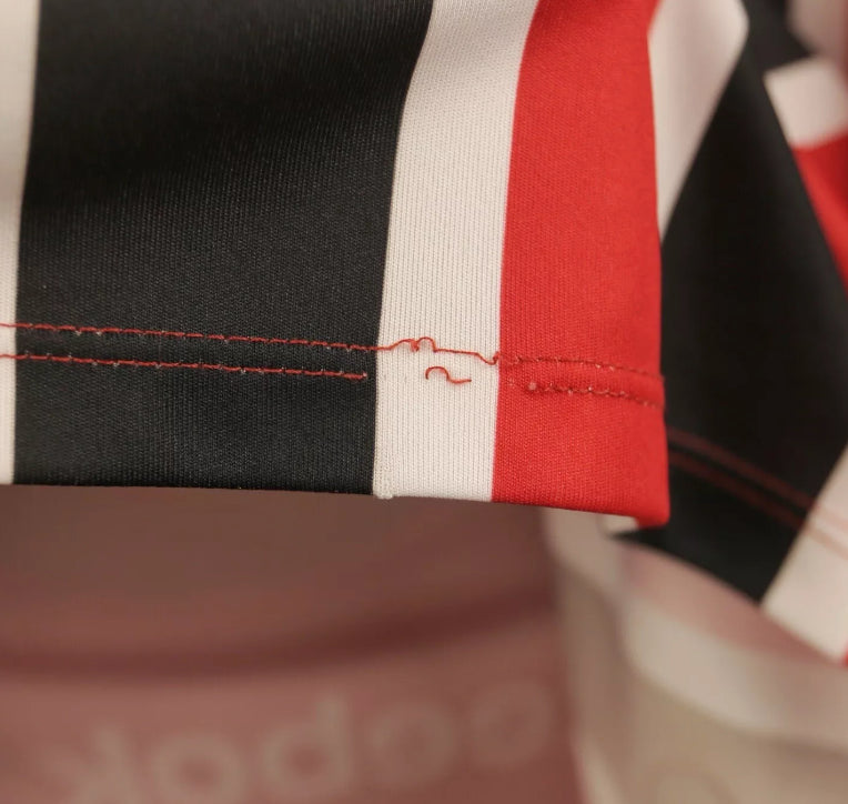 Sao Paulo 2009 Away - Hernanes - Size Men XL - Authentic Reebok