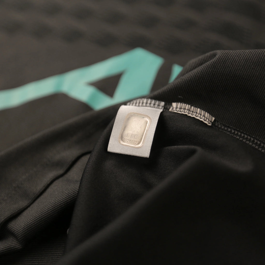 Liverpool 19/20 Prematch - Size Men M - Authentic New Balance