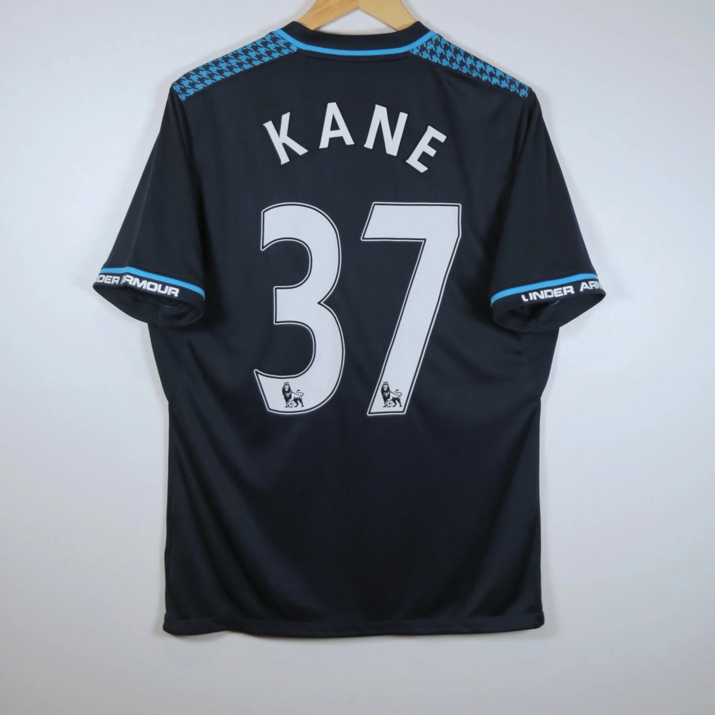 Tottenham Hotspur 13/14 Third - Harry Kane - Size M - Authentic Under Armour