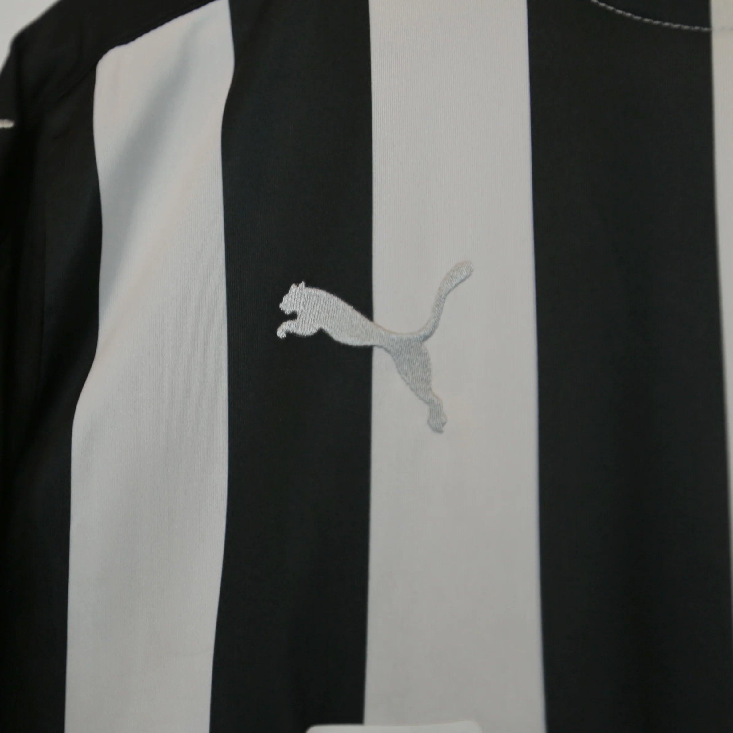 Newcastle 20/21 Home - Carroll - Size XL - Authentic Puma