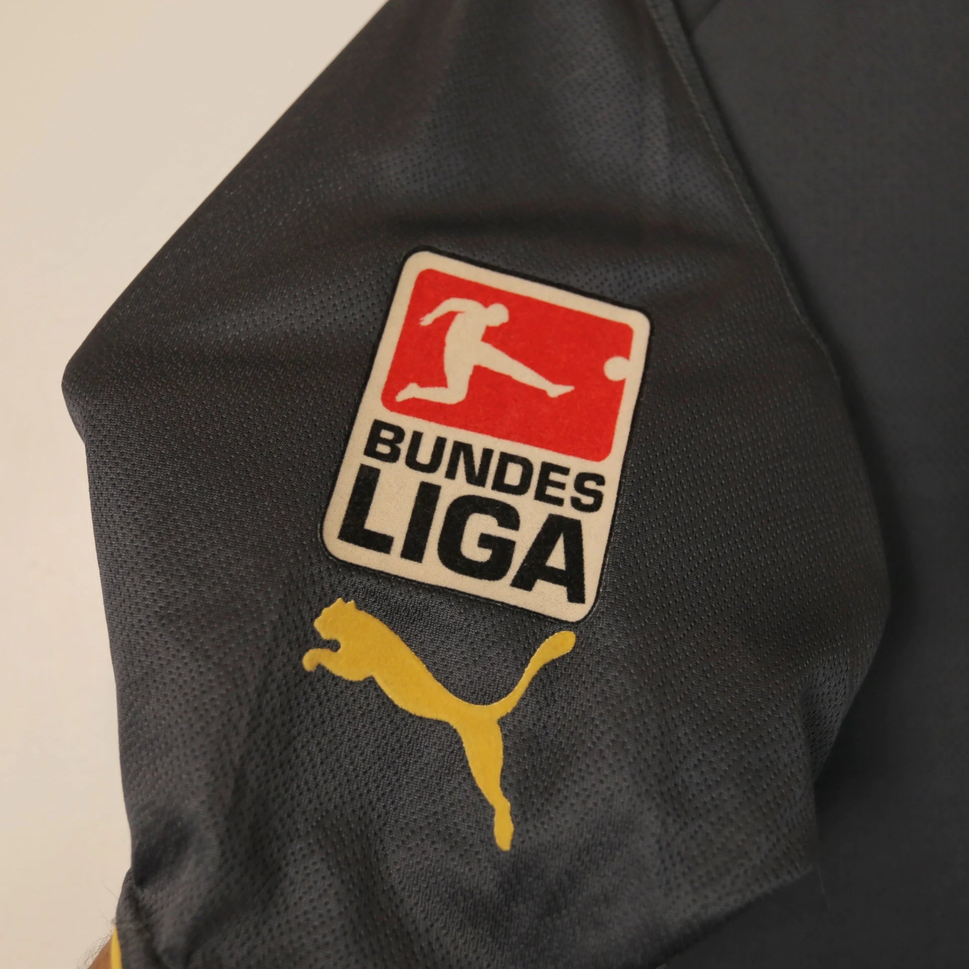 Wolfsburg 03/04 Away - Andrés D'alessandro - Size L - Authentic Puma