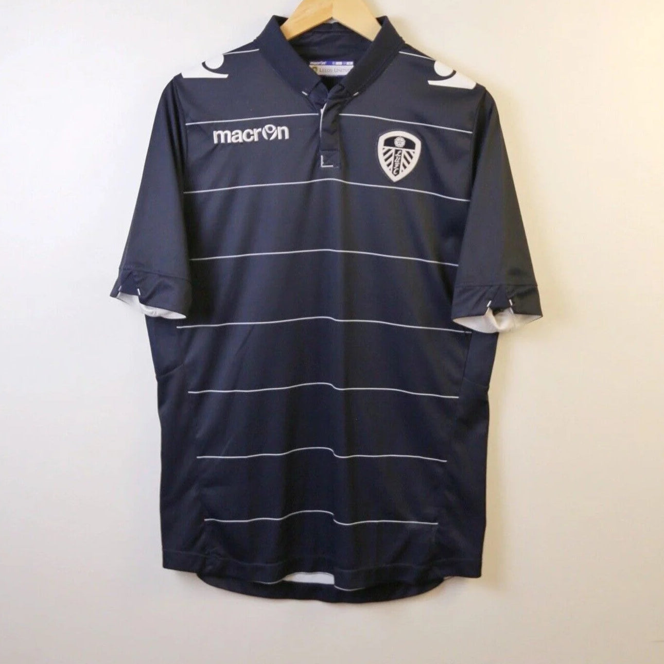 Leeds United 14/15 Away - Size M - Authentic Macron