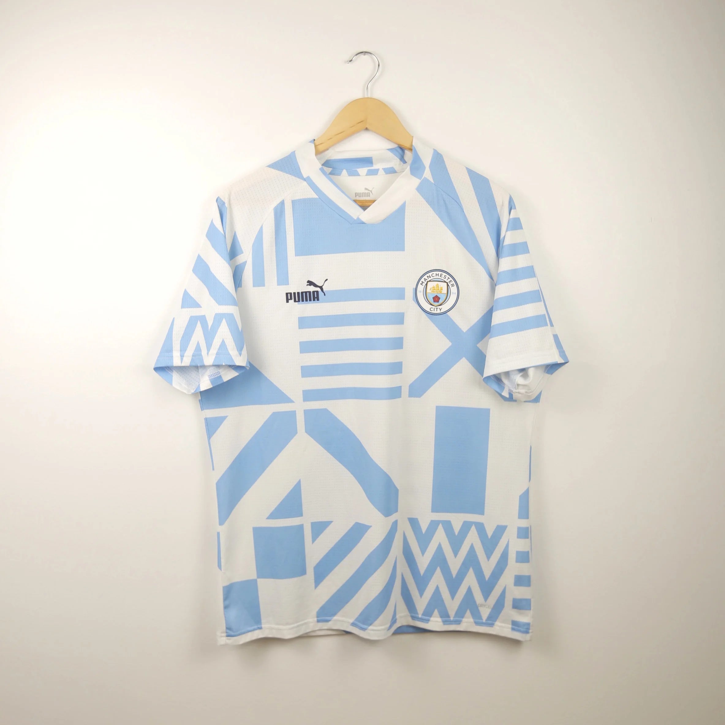 Manchester City Pre Match 22/23 - Size Men L (Fits like M) - Authentic Puma