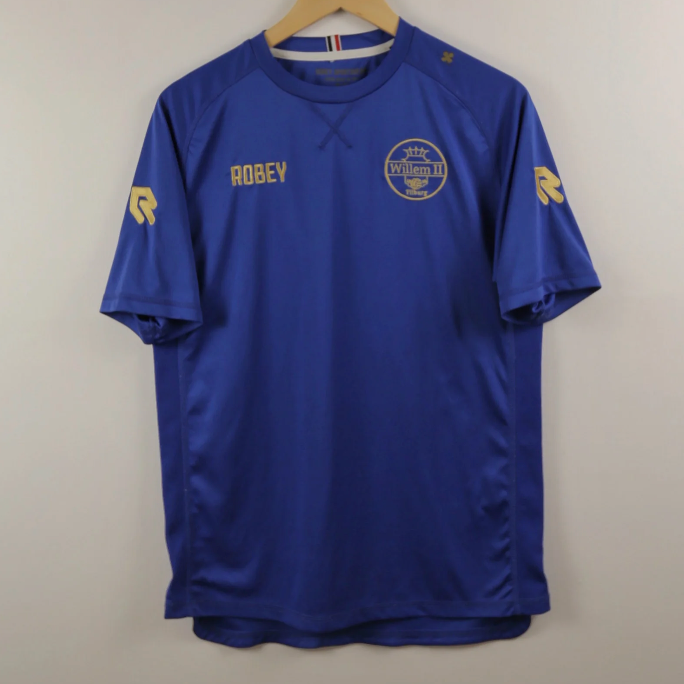 Willem II 18/19 Training - Size Men L - Authentic Robey