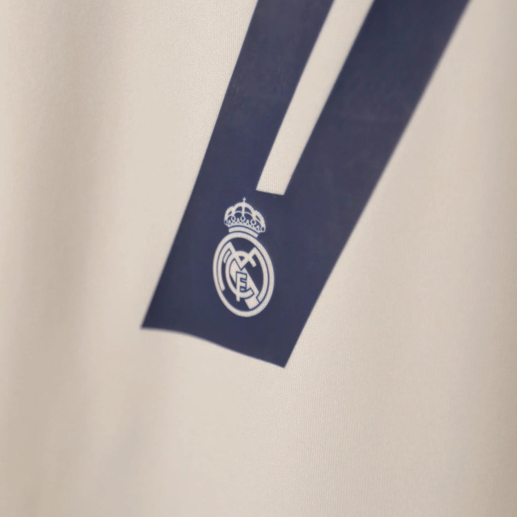 Real Madrid 20/21 Home - Karim Benzema - Size M - Authentic Adidas