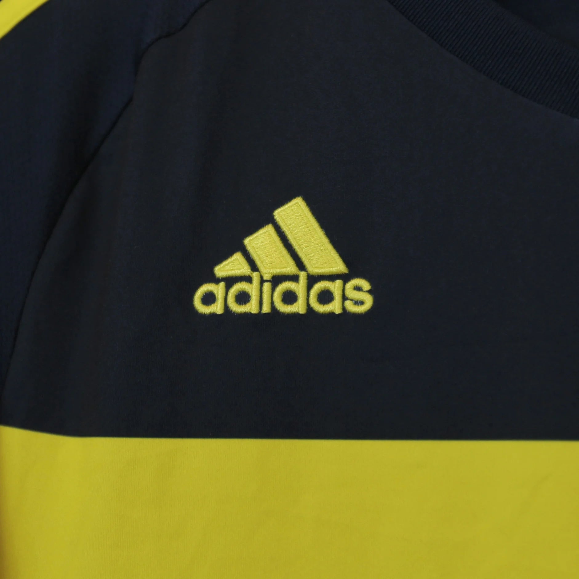 Colombia 2015 Away - Size M - Authentic Adidas