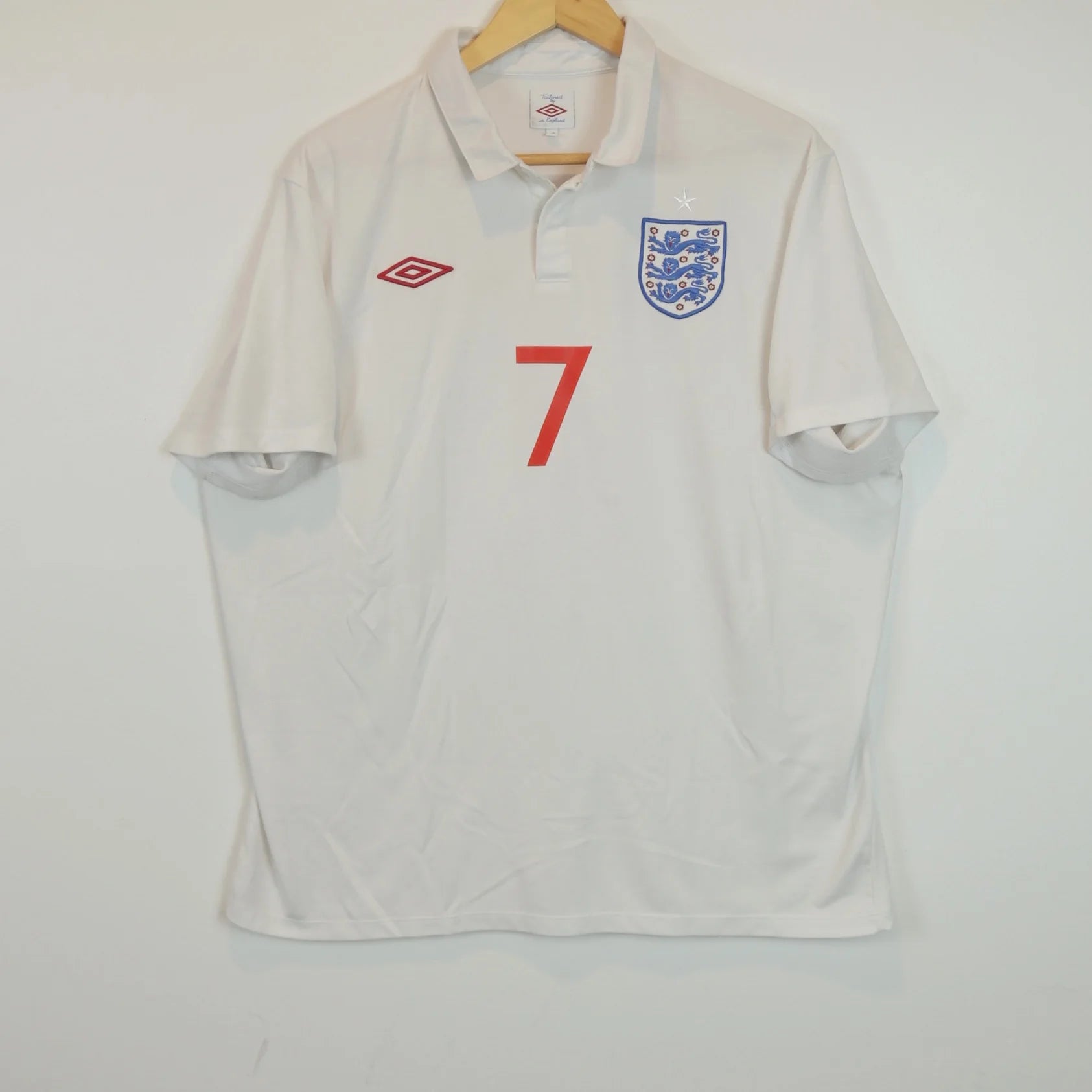England 2010 Home - Beckham - Size XL - Authentic Umbro